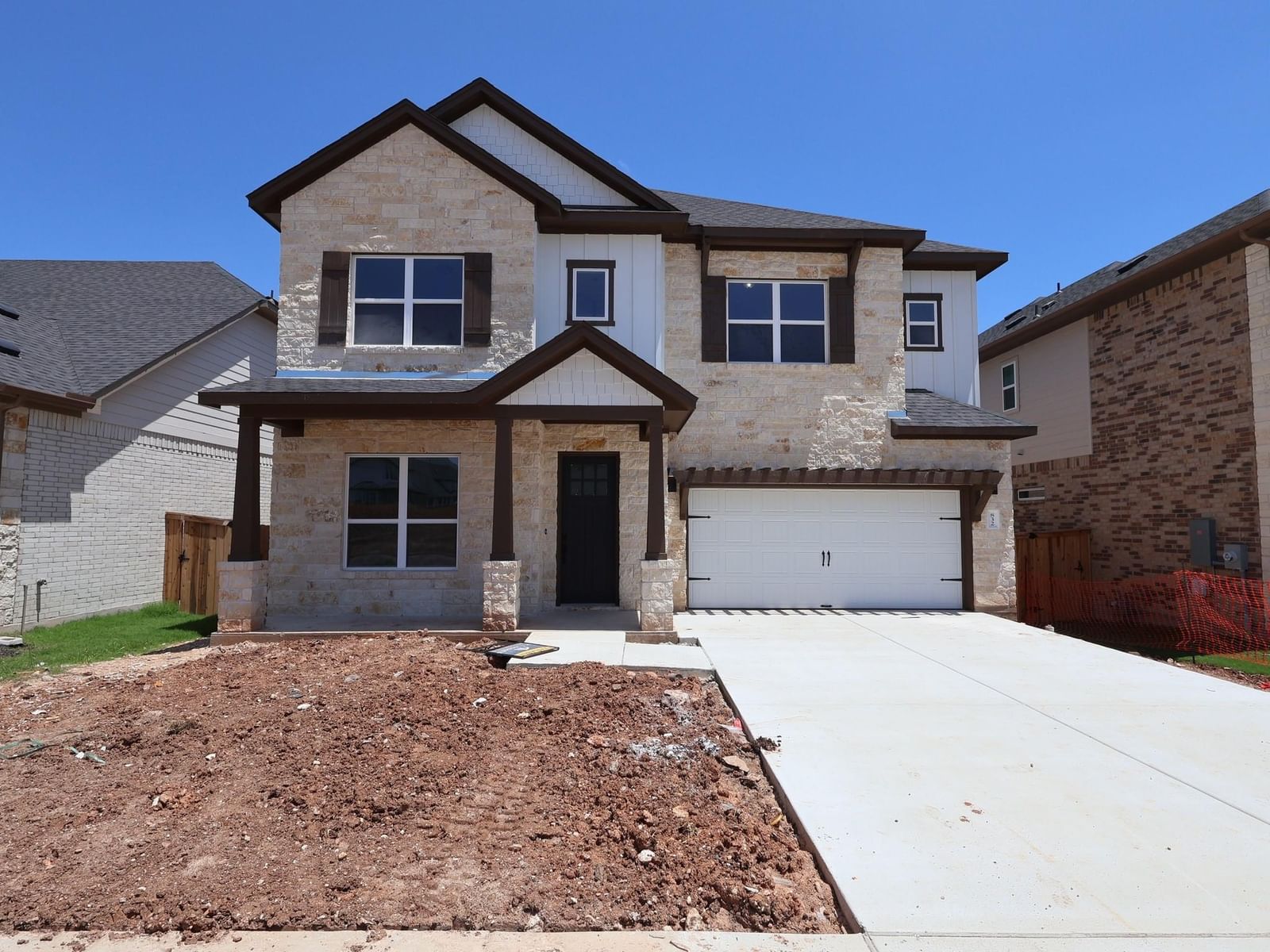 832 Purmela ST - Photo 1
