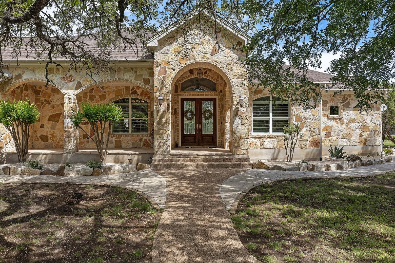 100 Palomino CV - Photo 1