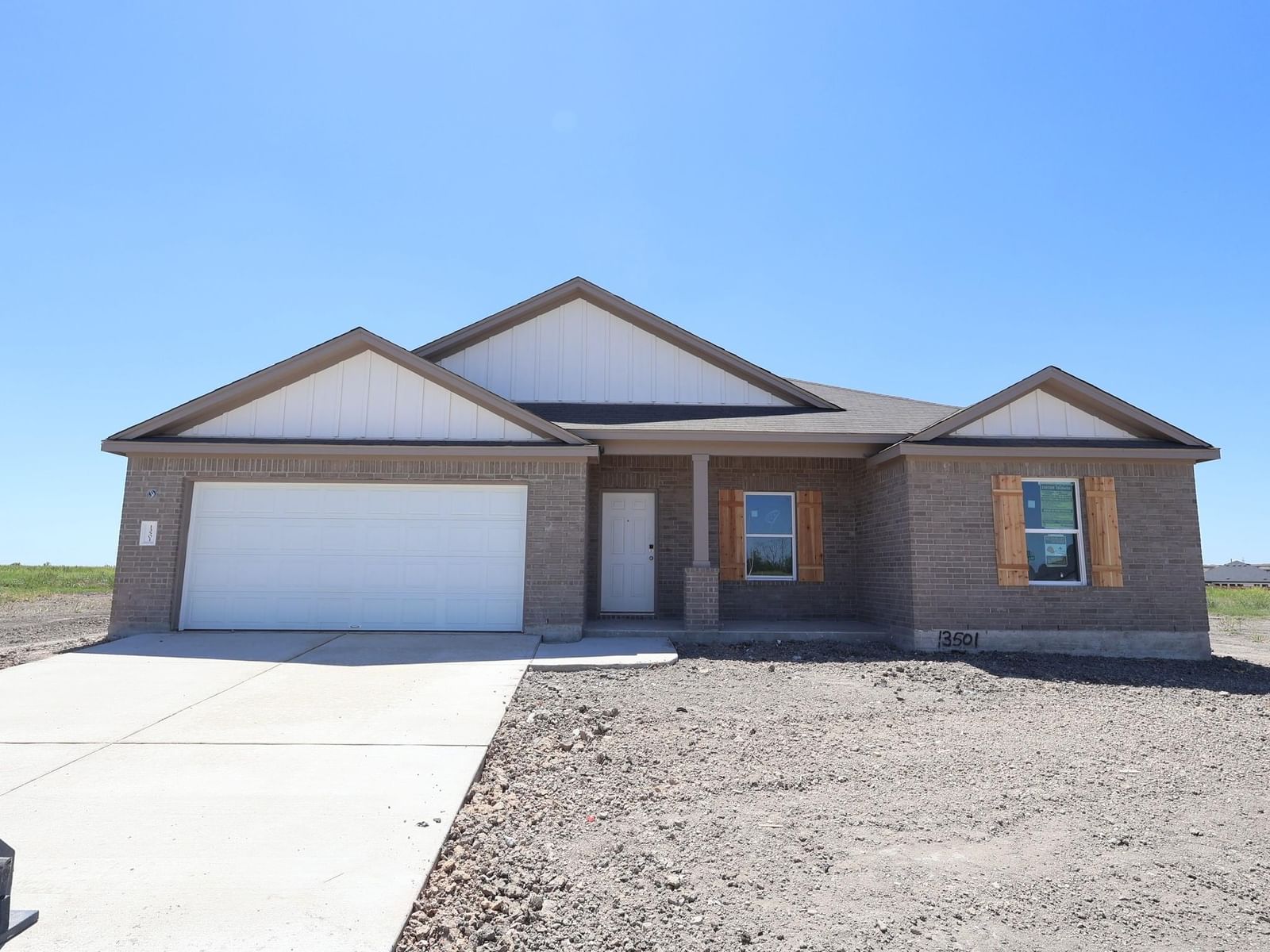13501 Van Hollen RD - Photo 1