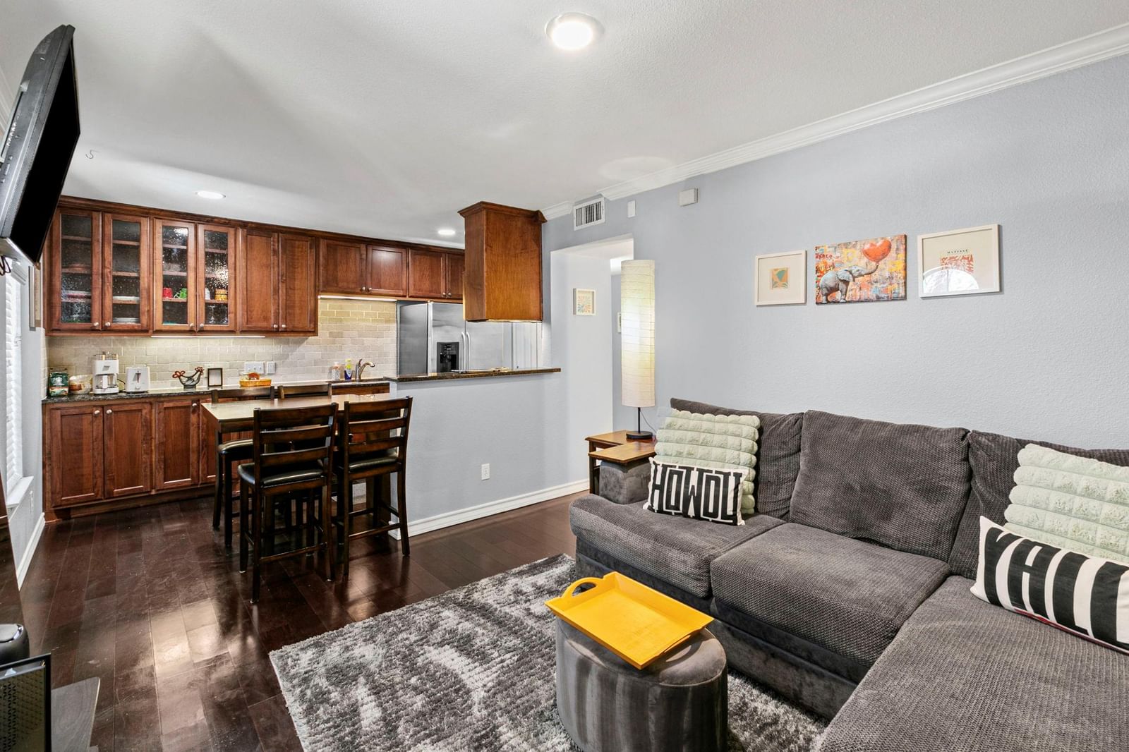 407 45th ST #116 - Photo 1