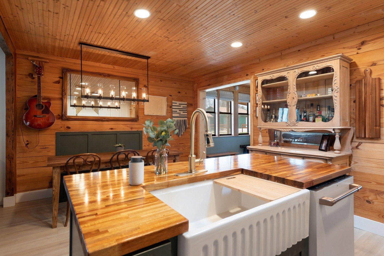 Photo 4