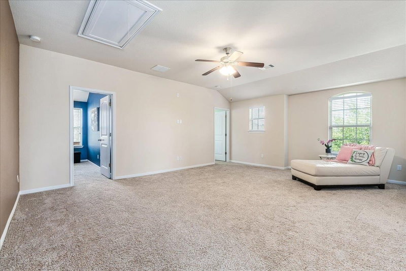 Property photo 35