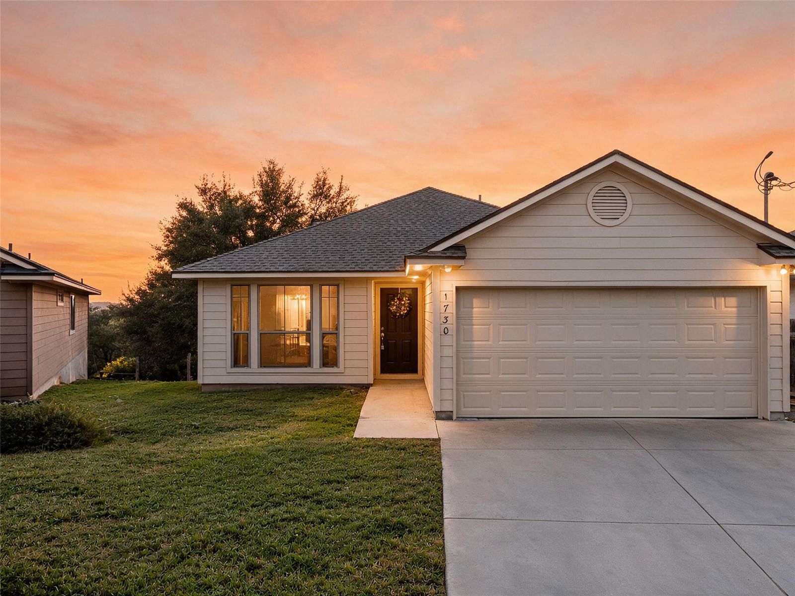 1730 SORREL CREEK DR - Photo 1