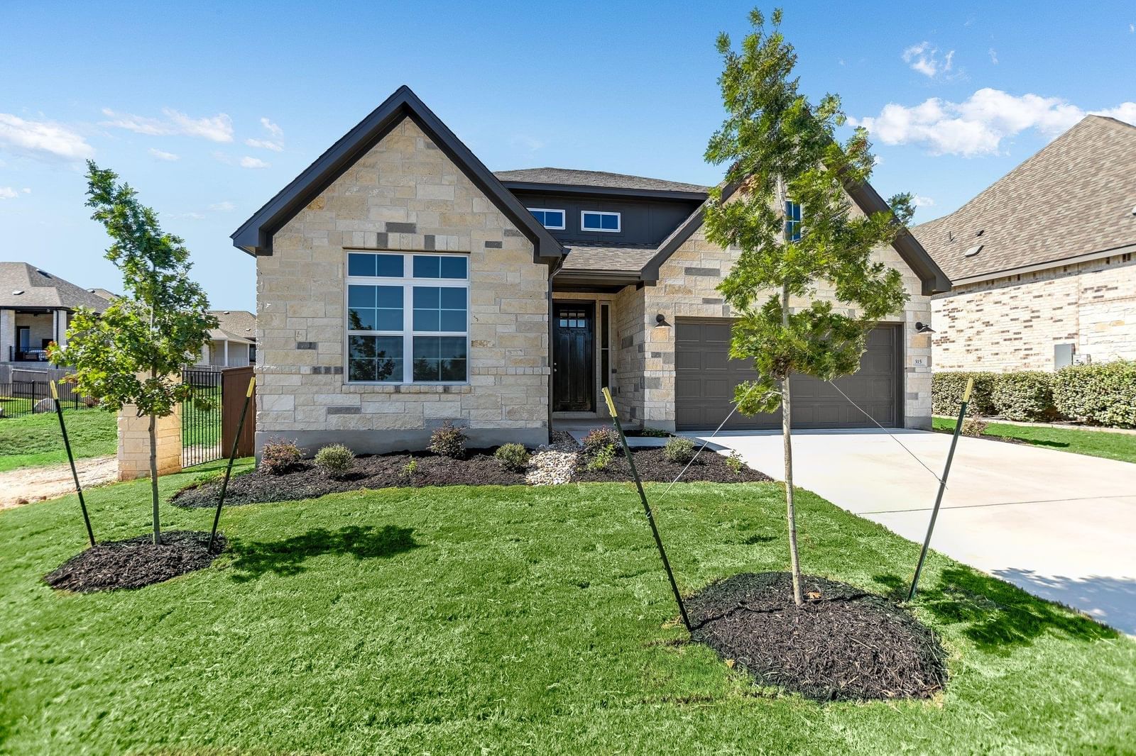 315 Fountain Grass DR - Photo 1