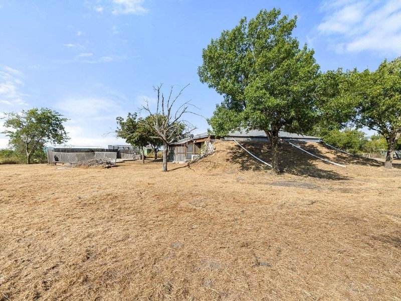 Property photo 30