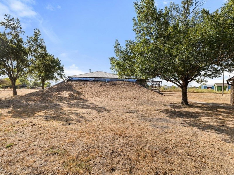 Property photo 33
