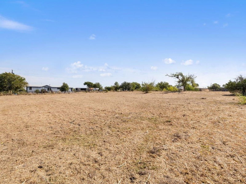 Property photo 38