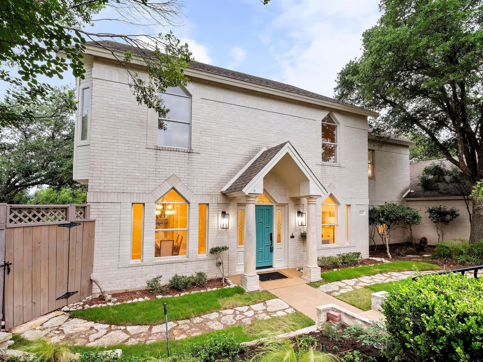 9402 Bluegrass DR - Photo 1