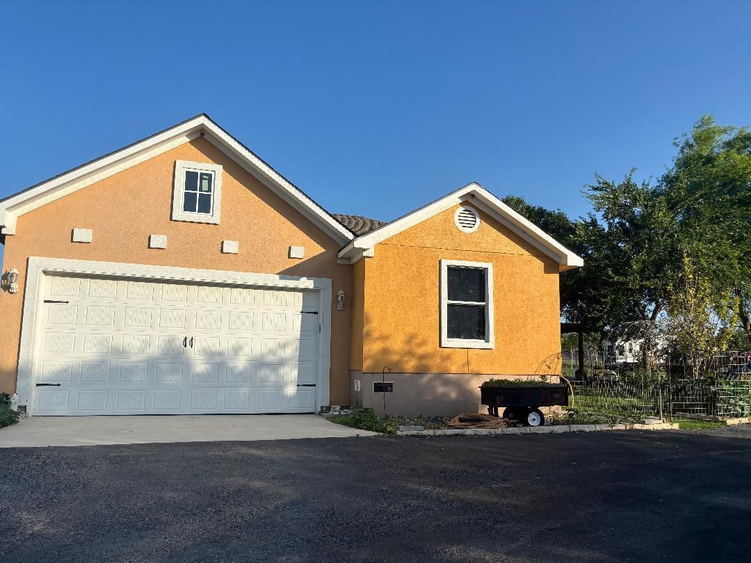 159 Kathy DR - Photo 1