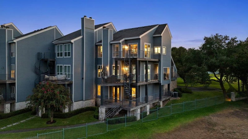 Property photo 30