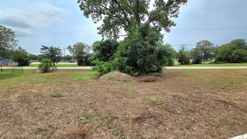 Property photo 25
