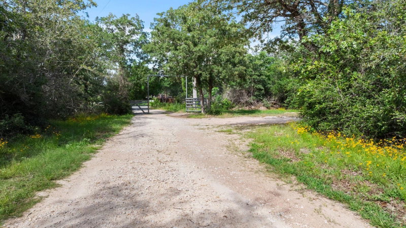 Property photo 36