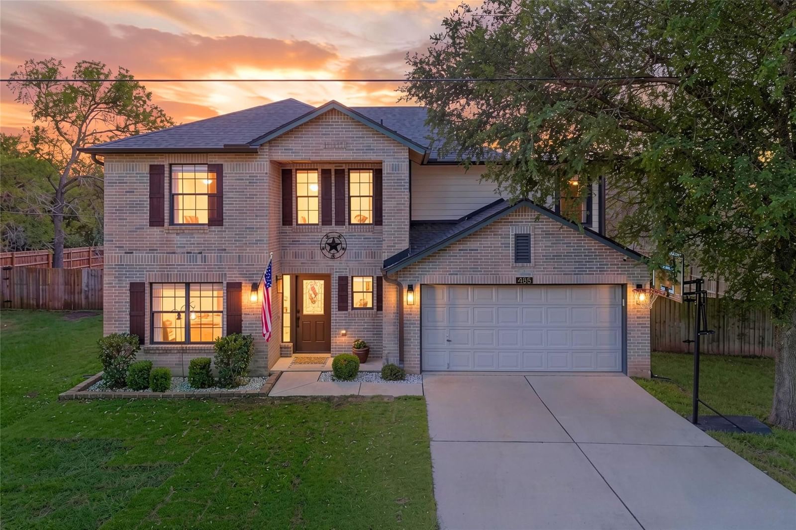 485 Bella Vista CIR - Photo 1