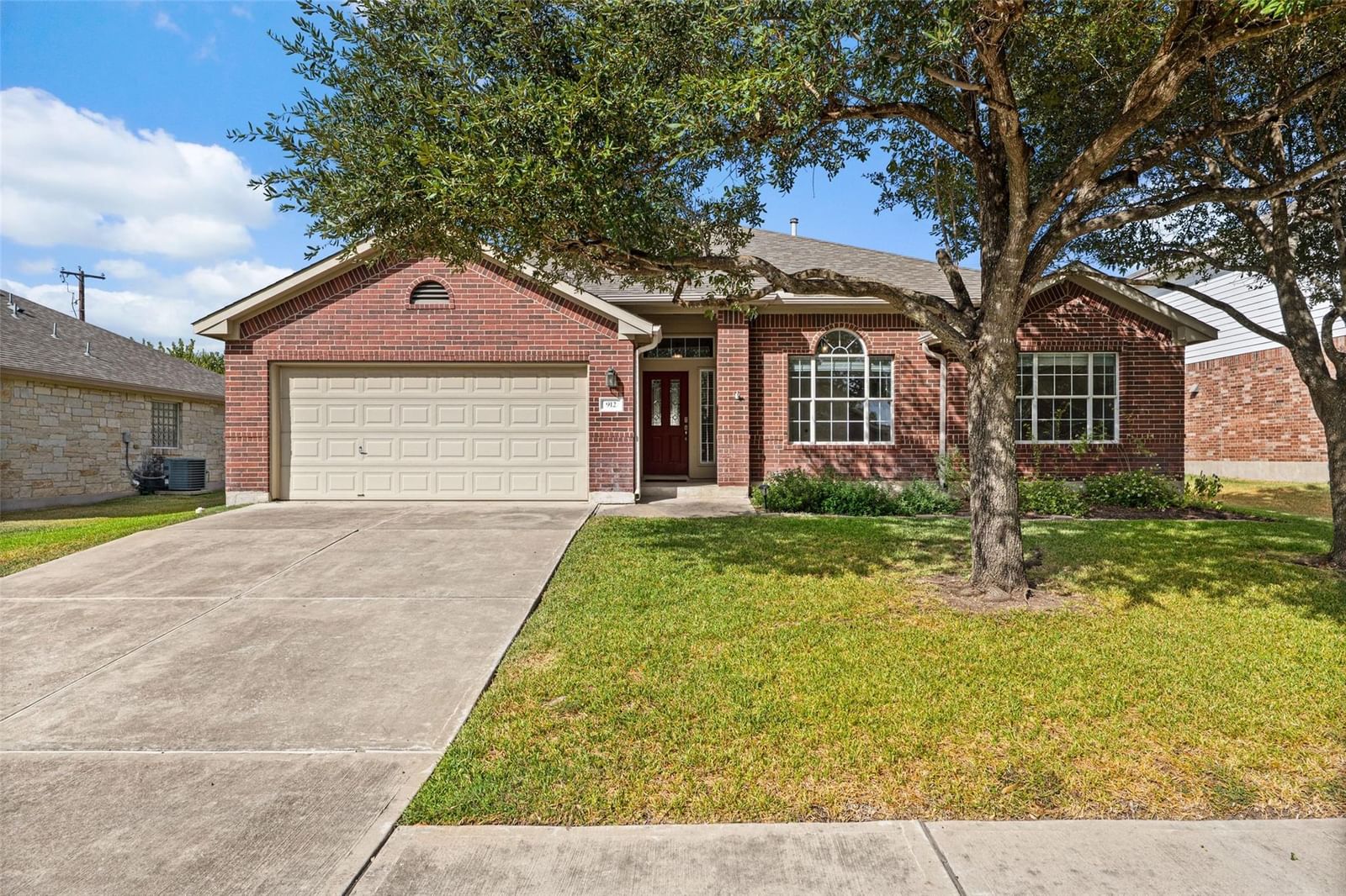 912 Abbeyglen Castle DR - Photo 1