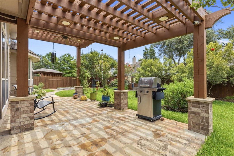 Property photo 38