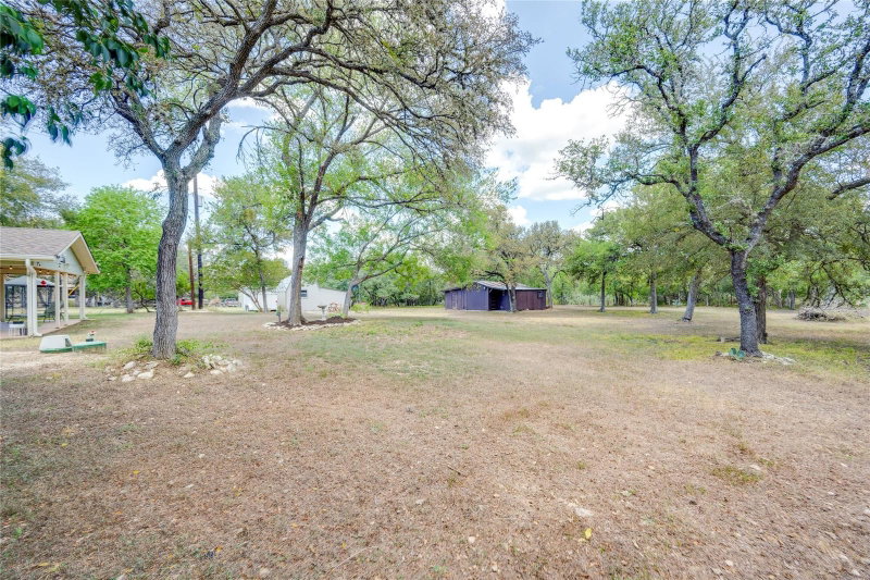 Property photo 33
