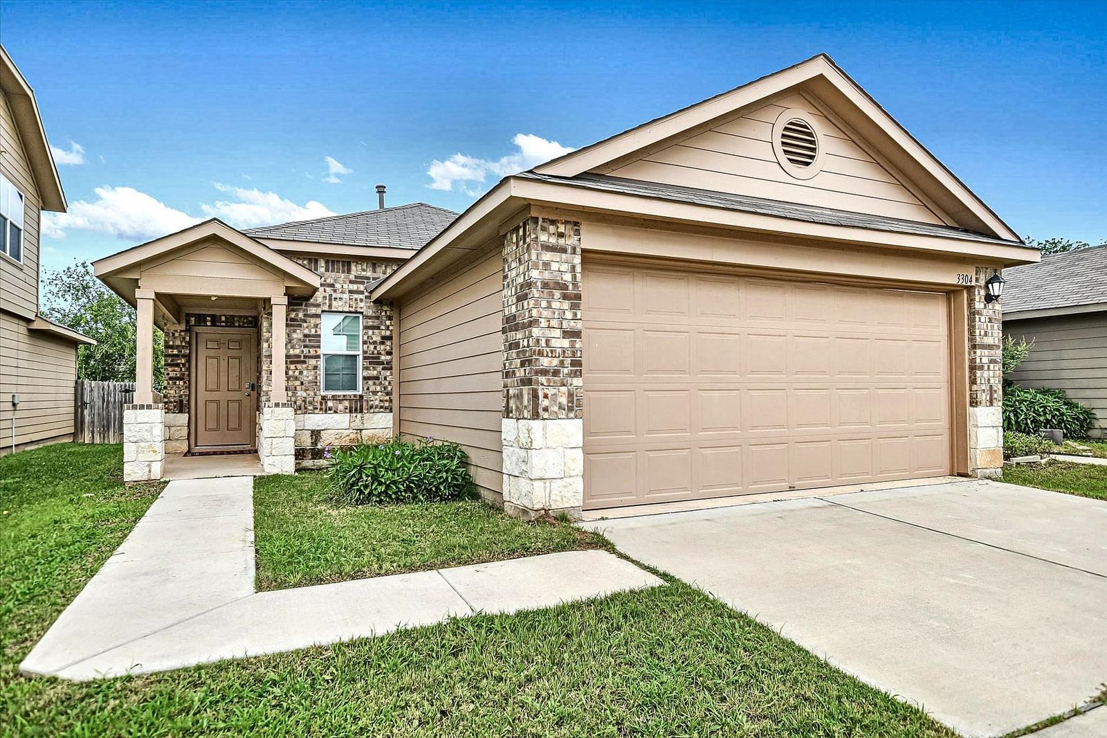 3304 Tilmon LN - Photo 1