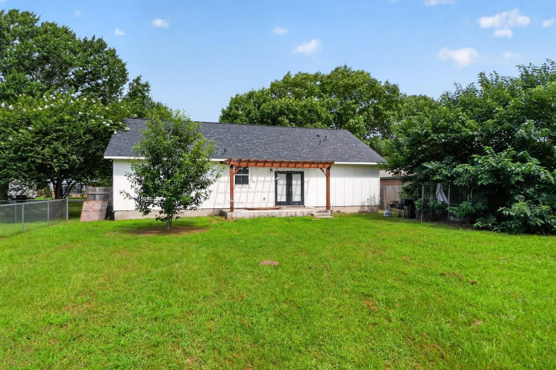 Property photo 25