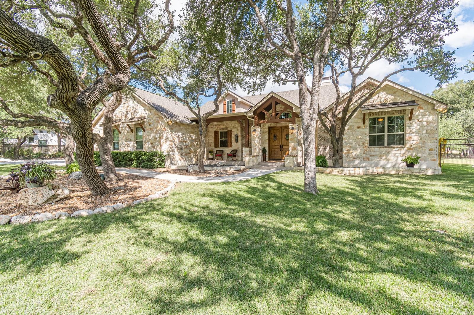 715 Long Ridge RDG - Photo 1