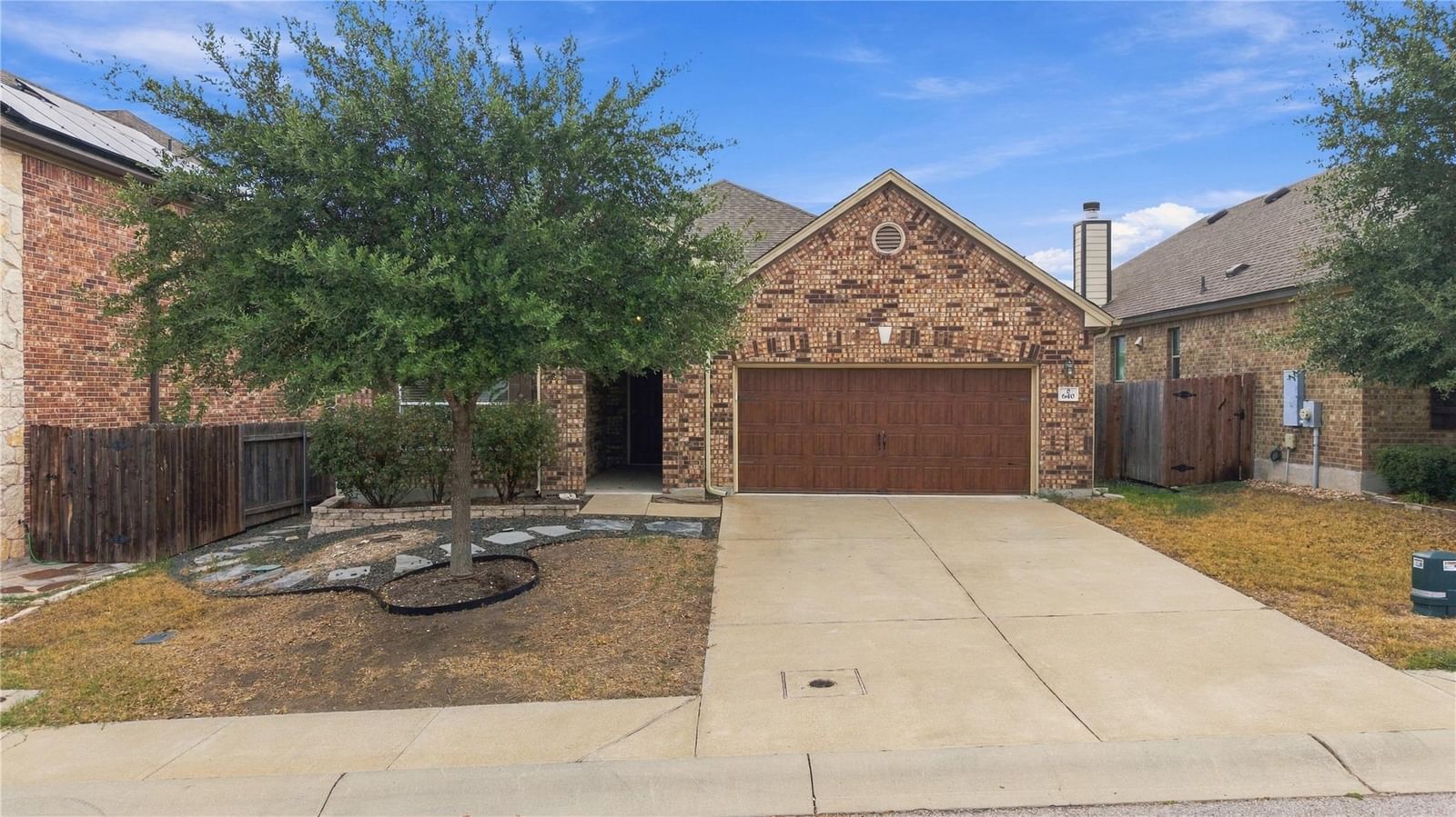 640 Landon Samuel LOOP - Photo 1
