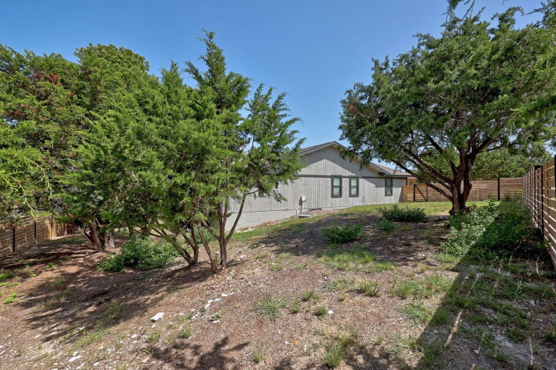 Property photo 37