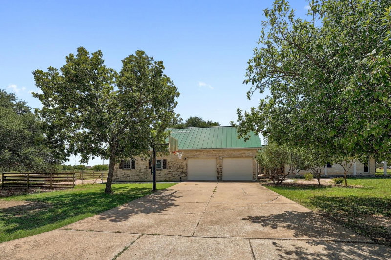 Property photo 30