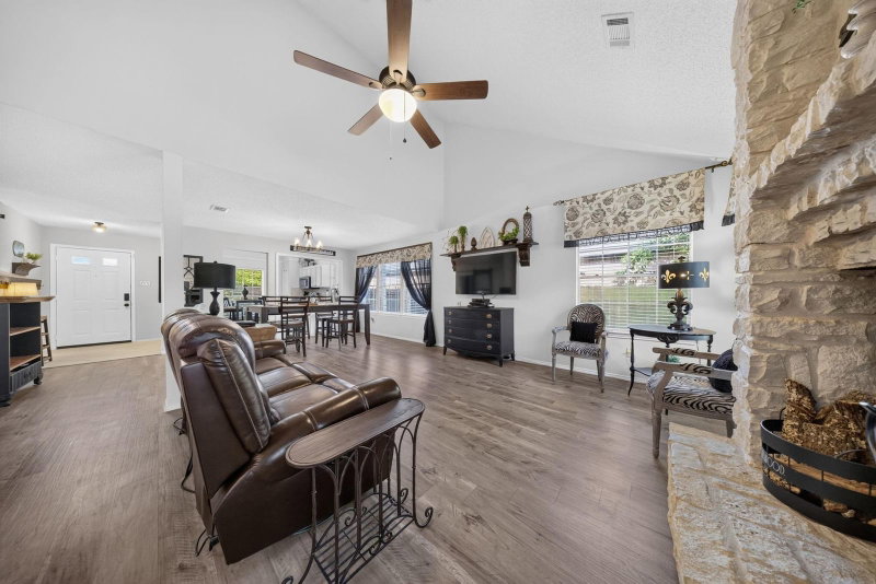 Property photo 24