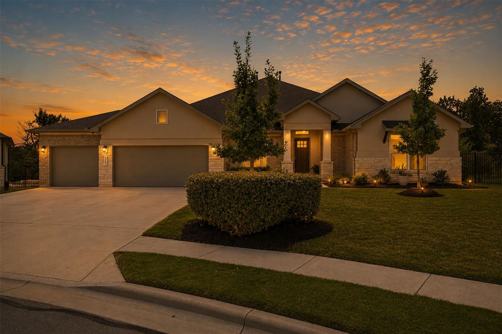 501 Great Lawn CV - Photo 1