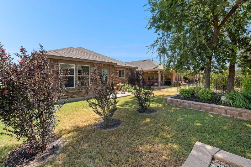 Property photo 32
