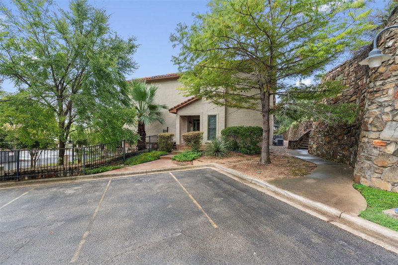 Property photo 37