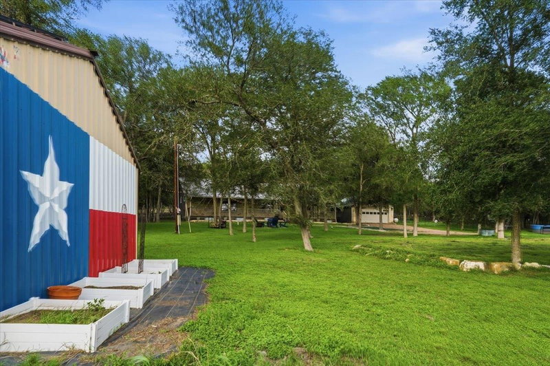 Property photo 31