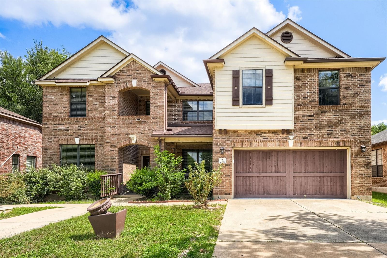 2310 McKendrick DR - Photo 1