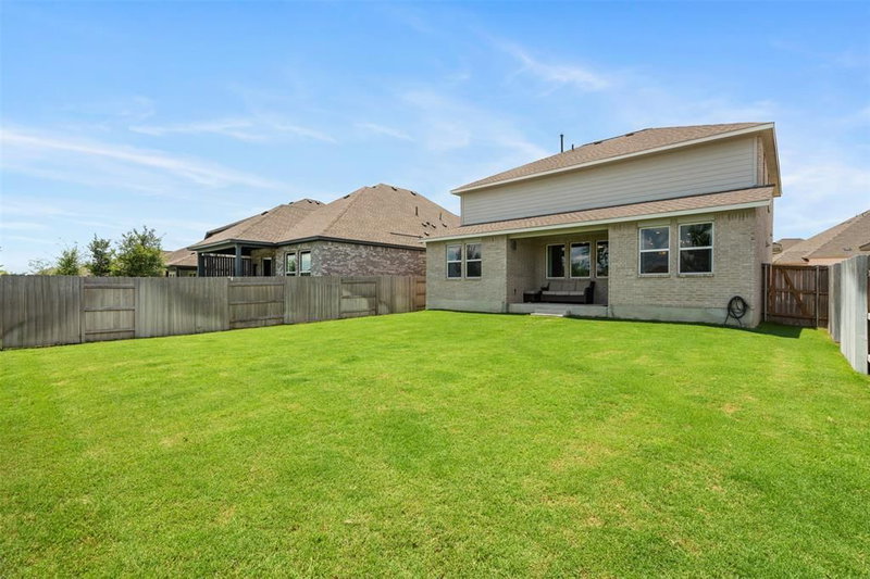 Property photo 36