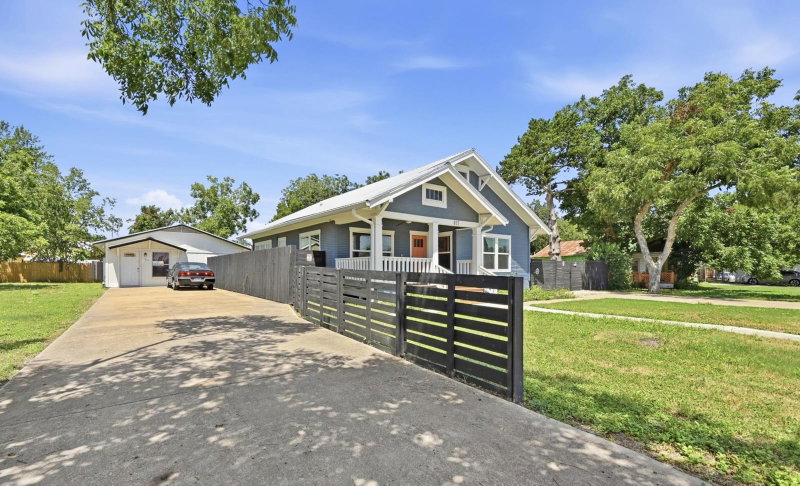 Property photo 32