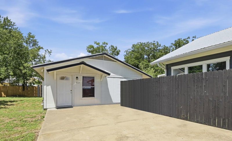 Property photo 33