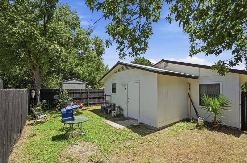 Property photo 34