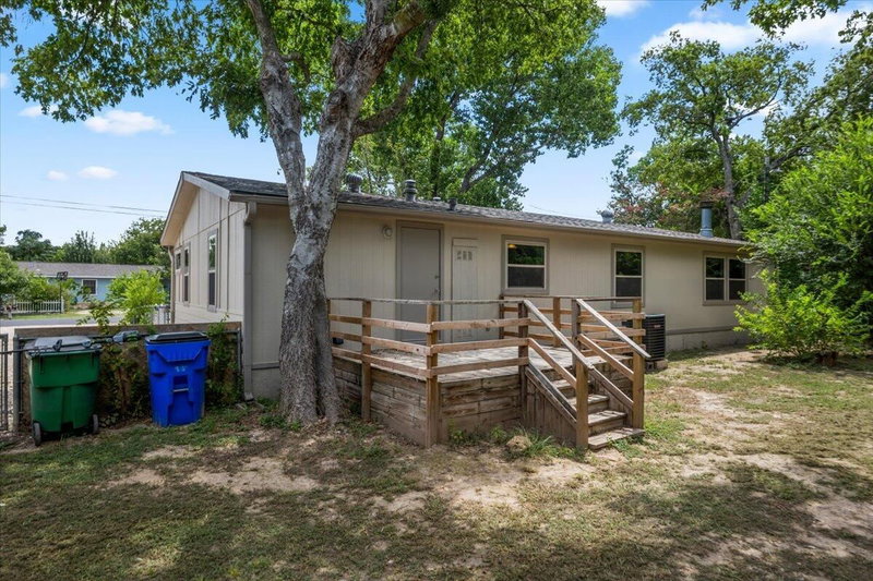 Property photo 33