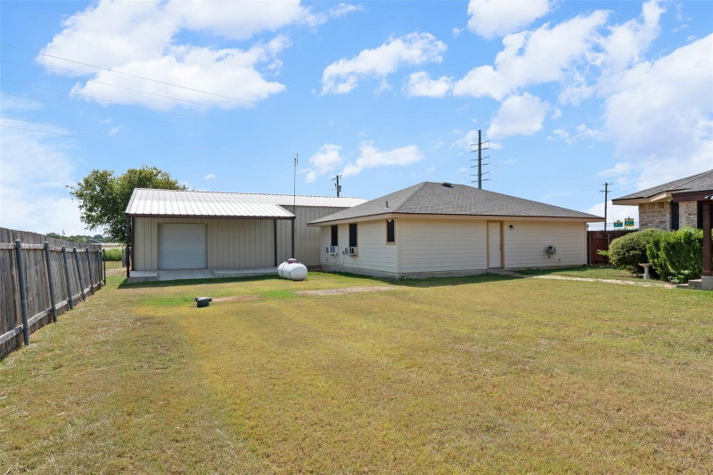 Property photo 33