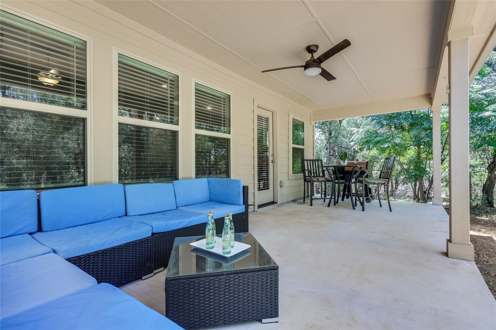 21804 Crystal WAY - Photo 1