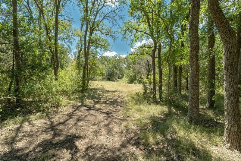 Property photo 25