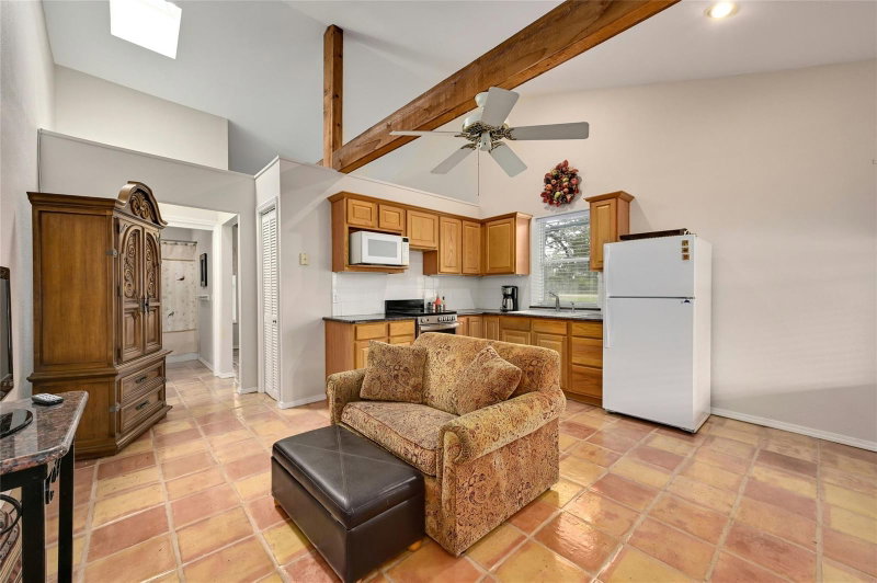 Property photo 28