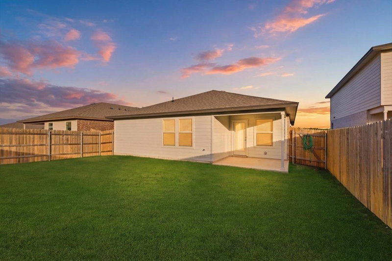 Property photo 28