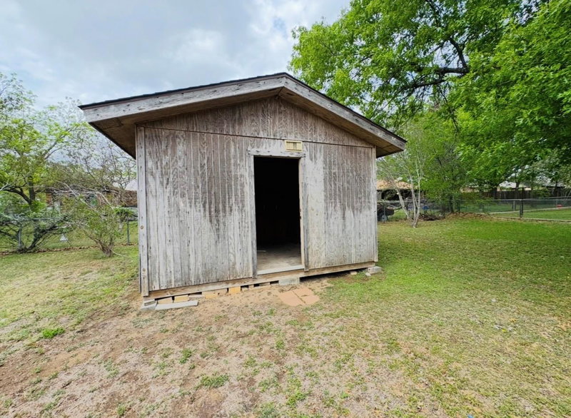 Property photo 28