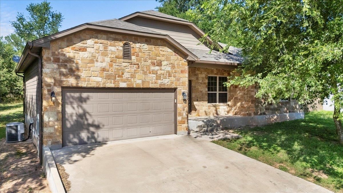 163 Puu Waa Waa LN - Photo 1