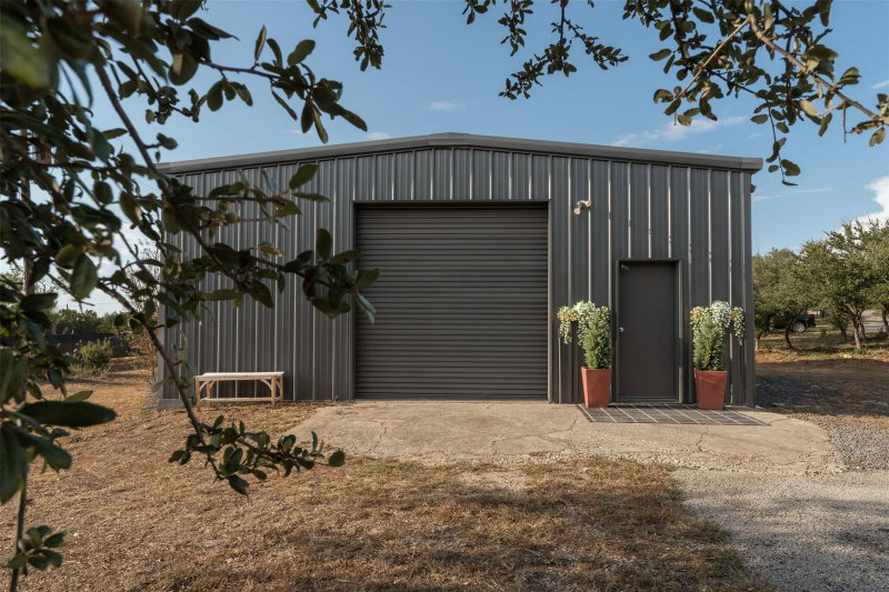 Property photo 36