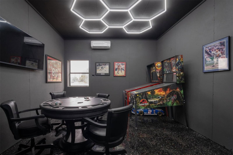 Property photo 38