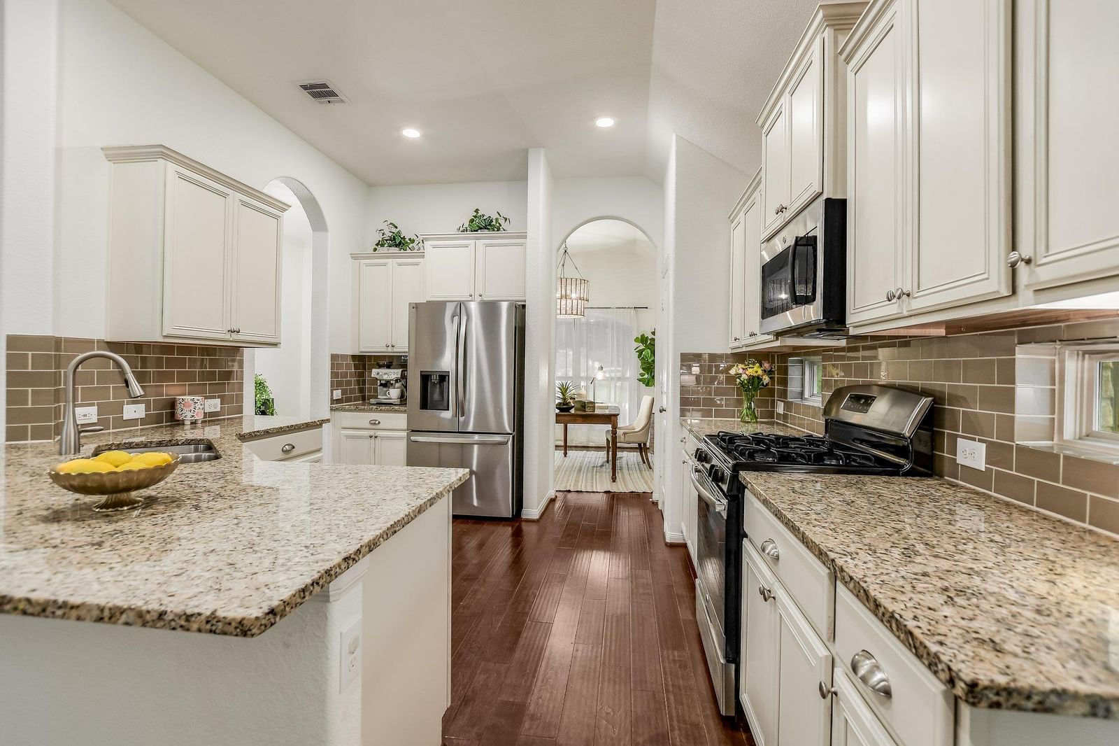 Photo 4