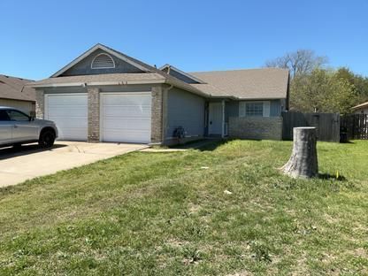 610/608 Greenlawn BLVD - Photo 1
