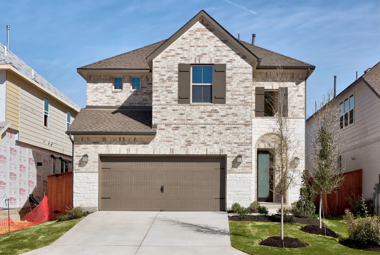 601 Buckaroo DR - Photo 1