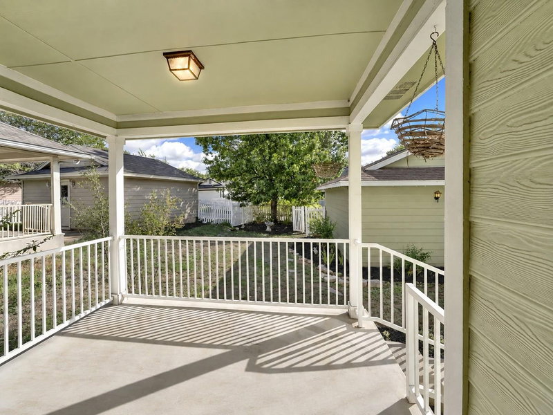 Property photo 33